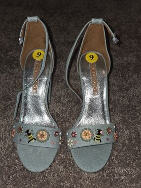 Rampage Light Blue Floral & Bee Embroidered Ankle Strap Heels